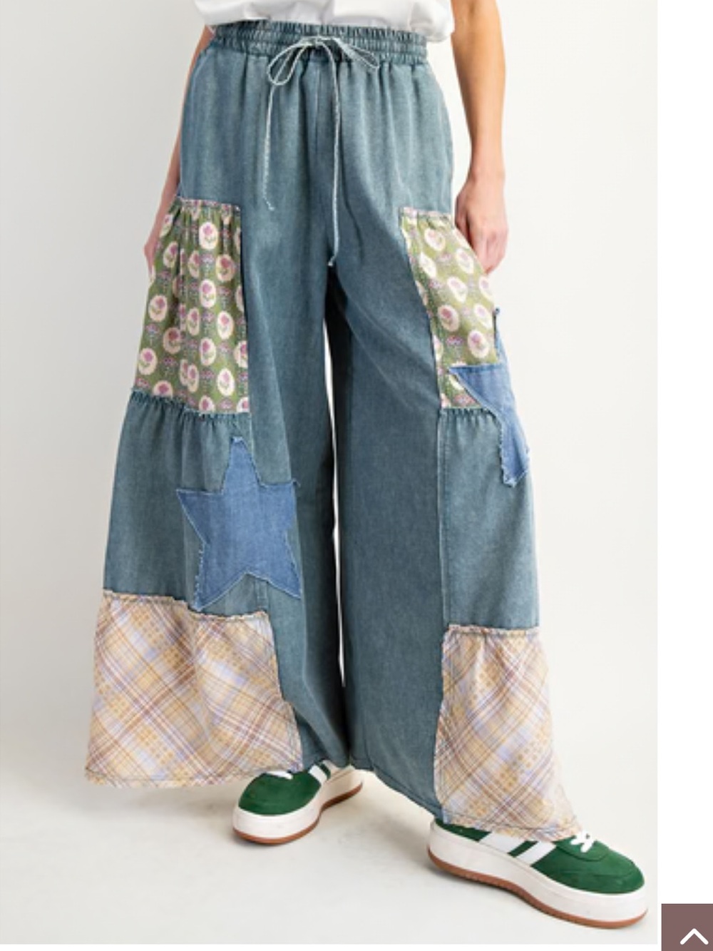 Easel Mineral Washed Patchwork
Denim Patchwork Detailed Palazzo Pants 
Denim